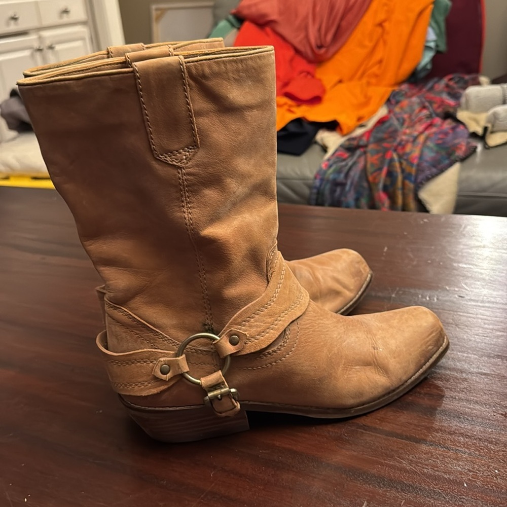 Zodiac Omni brown leather heeled boots size 9.5 - Picture 3 of 5